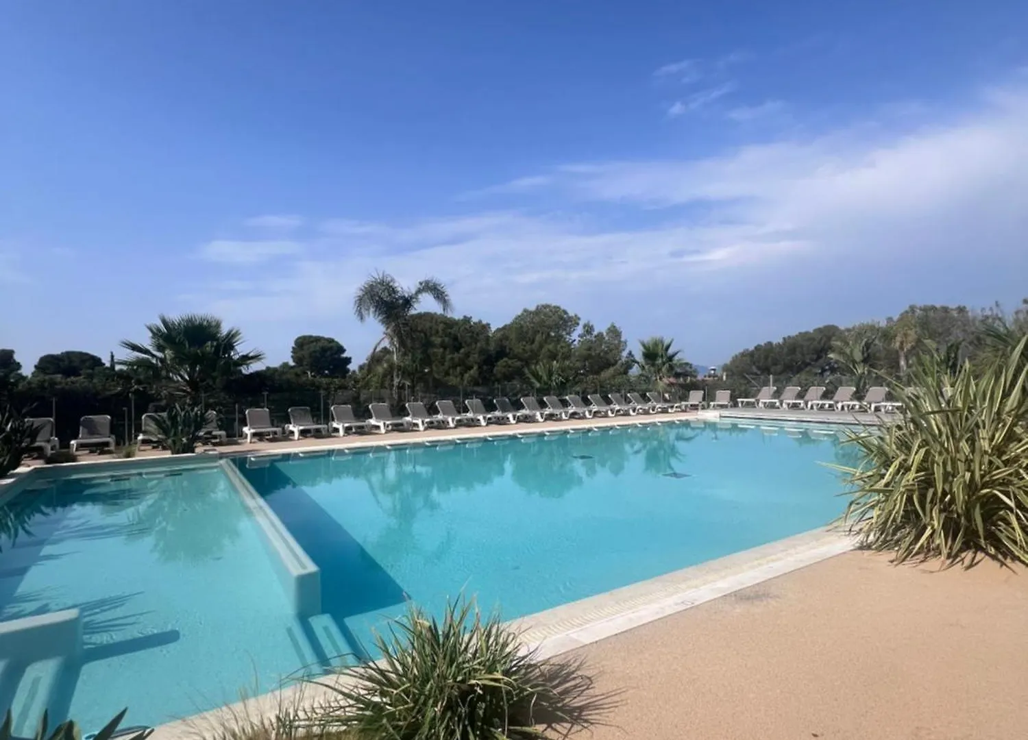 Mobile Evasion Segur Hotel Saint-Raphael  0*, Saint-Raphael (Var)